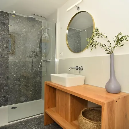 Vela Baraka Vila Dragove